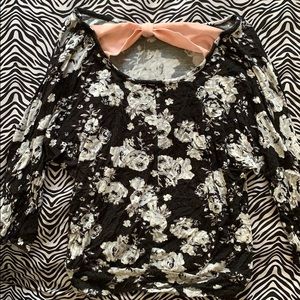 Rue 21 flower print top